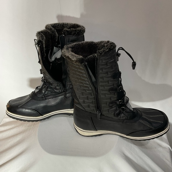 Sporto Alaska black quilted snow boots w/lace-up design w/sturdy metal d-rings - Picture 11 of 13